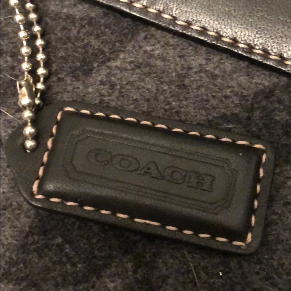 Coach purse - Picture 4 of 8